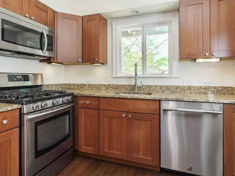 54 Webster Park Avenue , Columbus, OH 43214 Photo 10