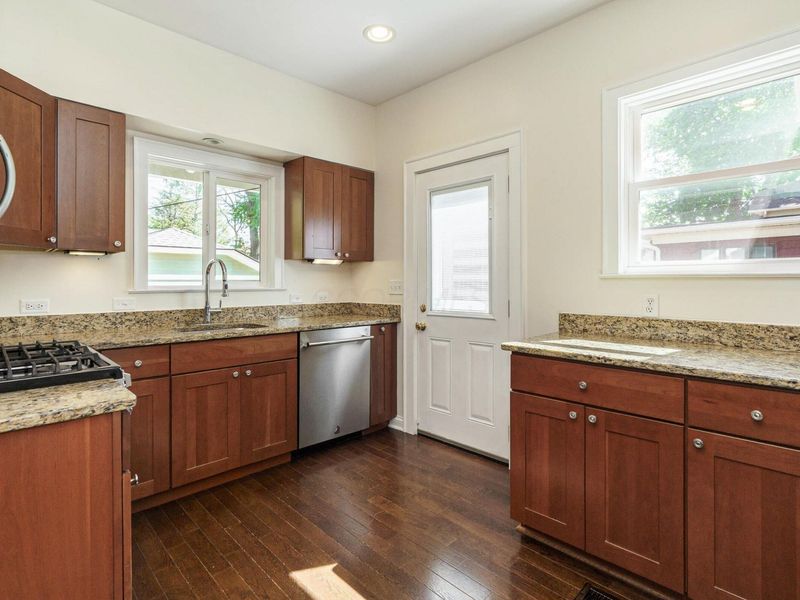 54 Webster Park Avenue , Columbus, OH 43214 Photo 11