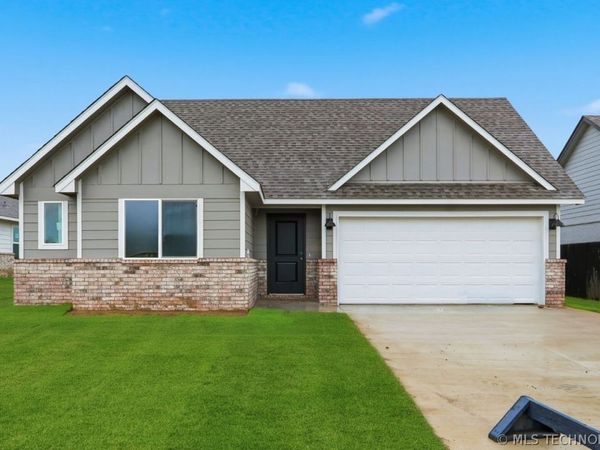 214 Washington Street , Kellyville, OK 74039