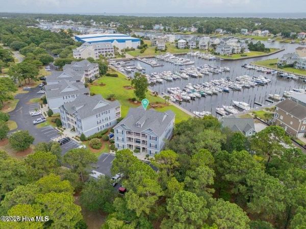 2555 St James Drive SE, Unit 104, Southport, NC 28461