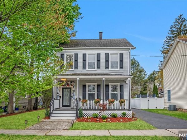 23 Maple Street, RAMSEY, NJ 07446
