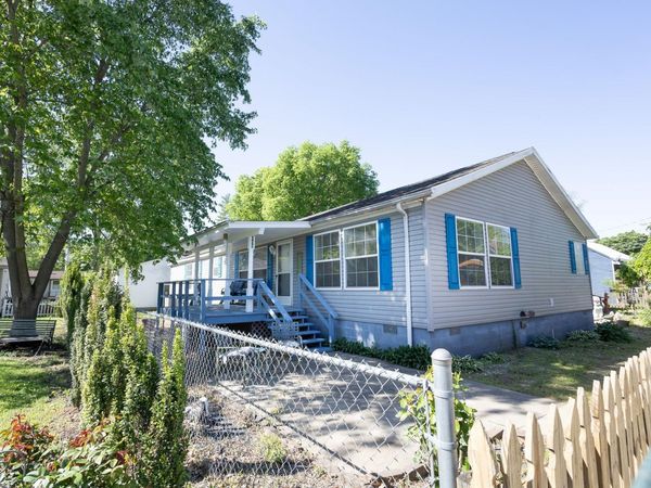 609 South Street, New Harmony, IN 47631