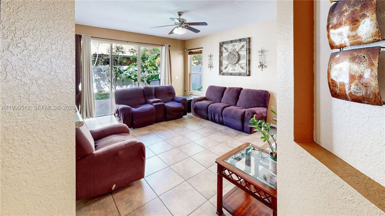 2215 Portofino Ave, Homestead, FL 33033 Photo