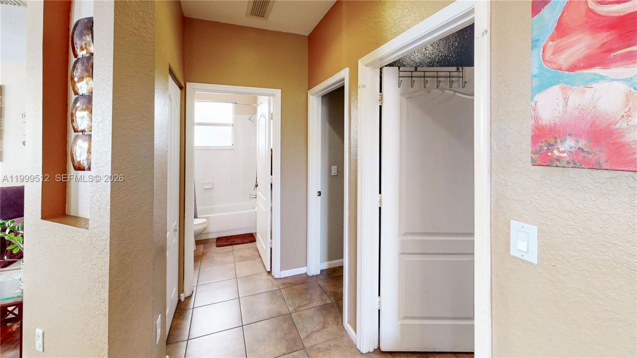 2215 Portofino Ave, Homestead, FL 33033 Photo