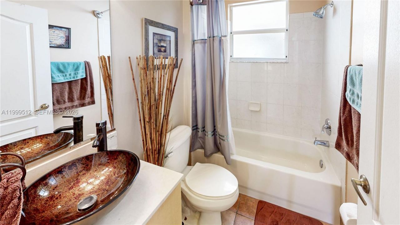 2215 Portofino Ave, Homestead, FL 33033 Photo