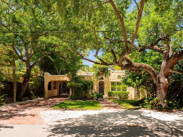 2521 Inagua Ave , Coconut Grove, FL 33133