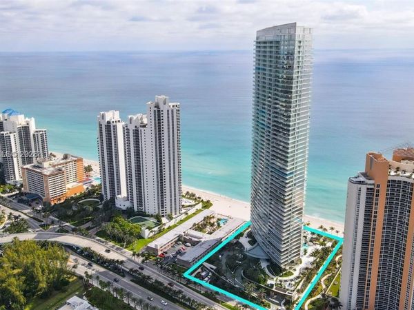 18975 Collins Ave , Unit 2205, Sunny Isles Beach, FL 33160