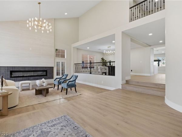 7536 Gossamer Wind Street , Las Vegas, NV 89139