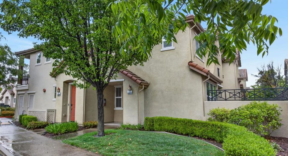 102 Cezanne Ln, Folsom, CA 95630 Photo