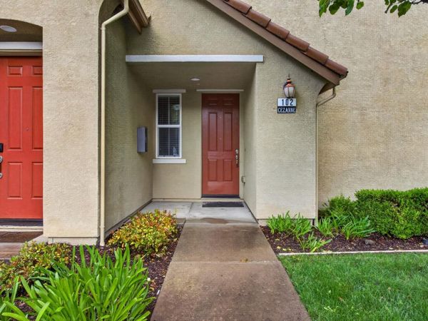 102 Cezanne Ln, Folsom, CA 95630