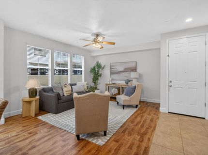 102 Cezanne Ln, Folsom, CA 95630 Photo