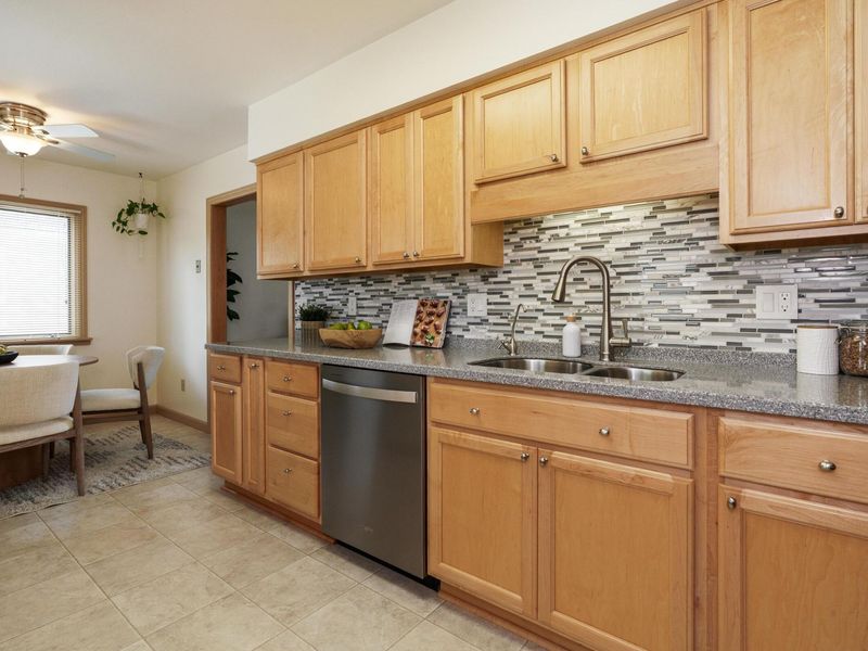 318 E Stanton Avenue, Columbus, OH 43214 Photo 12