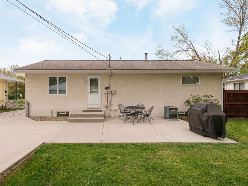 318 E Stanton Avenue, Columbus, OH 43214 Photo 29