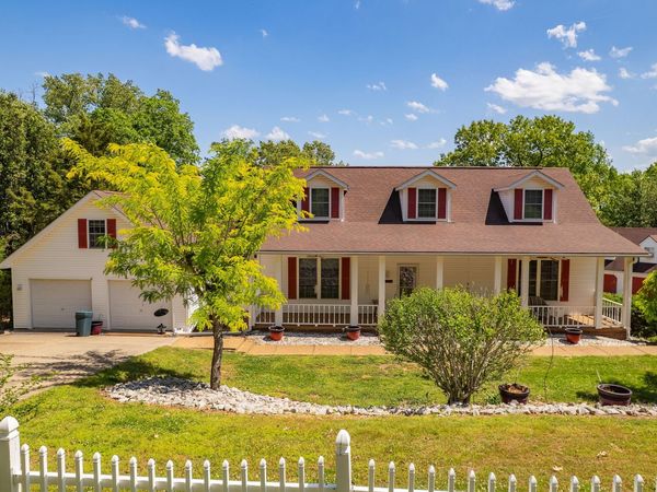 255 Sales Landing Cir , Camden, TN 38320