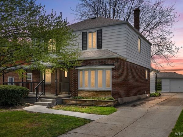 601 Roycroft Boulevard , Buffalo, NY 14225