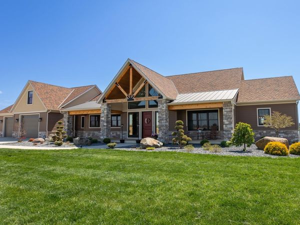 10985 W 250 N, Etna Green, IN 46524