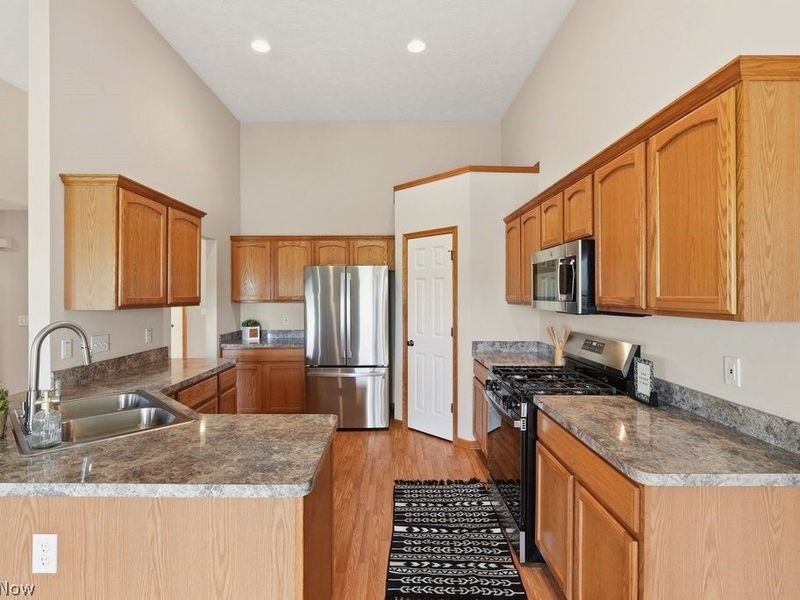 12786 Heritage Trail, North Royalton, OH 44133 Photo 23