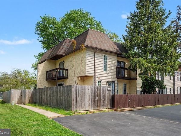 2302 MILTON PLACE, NEWARK, DE 19702