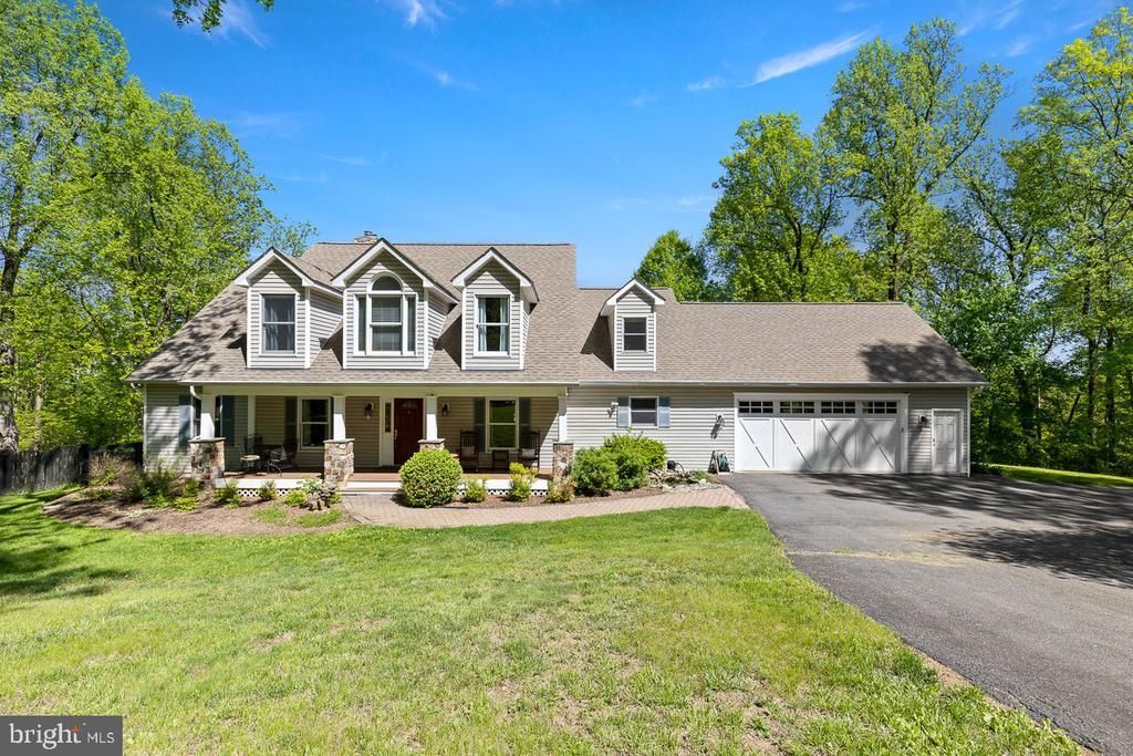 34930 Vancoff Lane, Round Hill, VA 20141 Main Photo