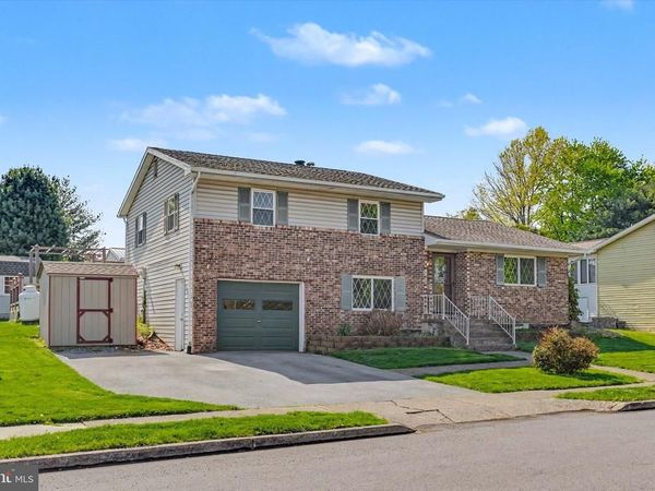 608 FRANCES DRIVE, HARRISBURG, PA 17109