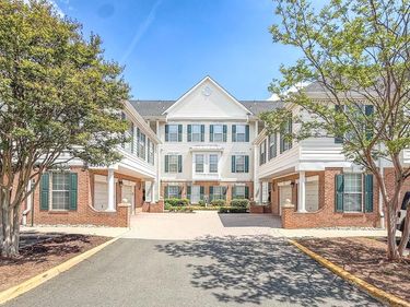 25340 LAKE MIST, Unit 304, CHANTILLY, VA 20152