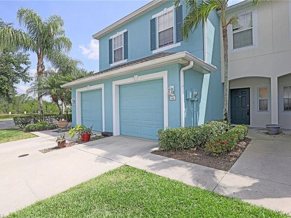 3629 Pine Oak CIR, Unit 102, FORT MYERS, FL 33916