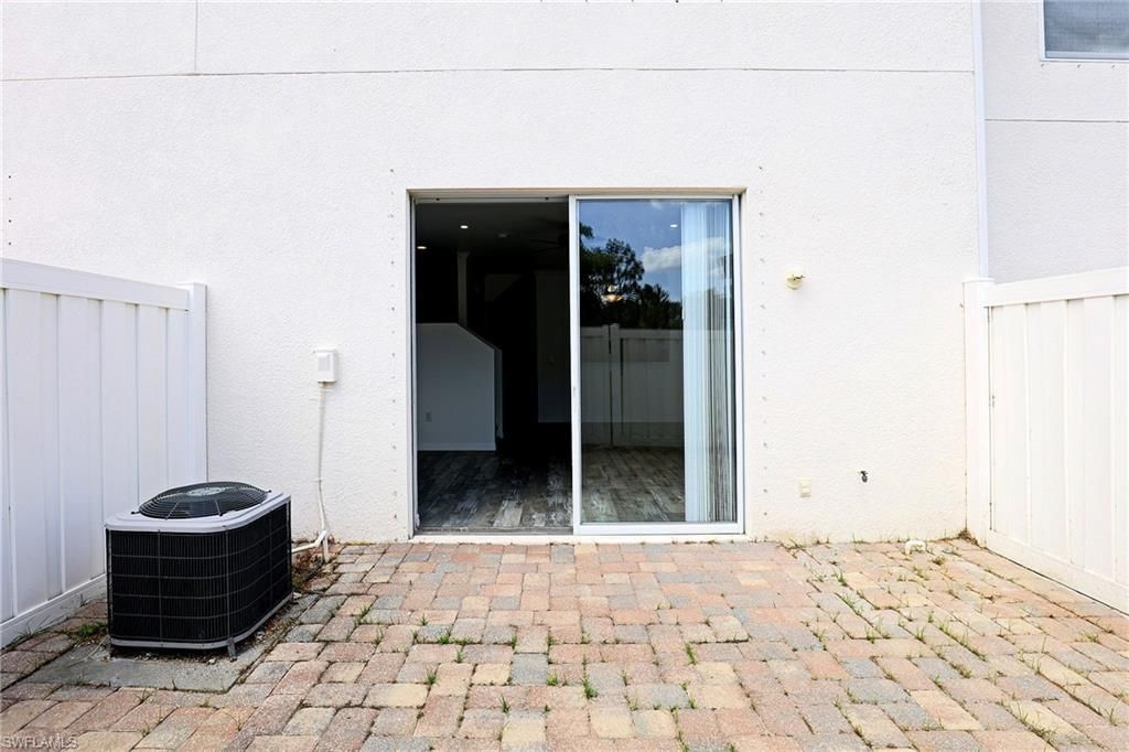 3629 Pine Oak Cir, Unit 102, Fort Myers, FL 33916 Photo