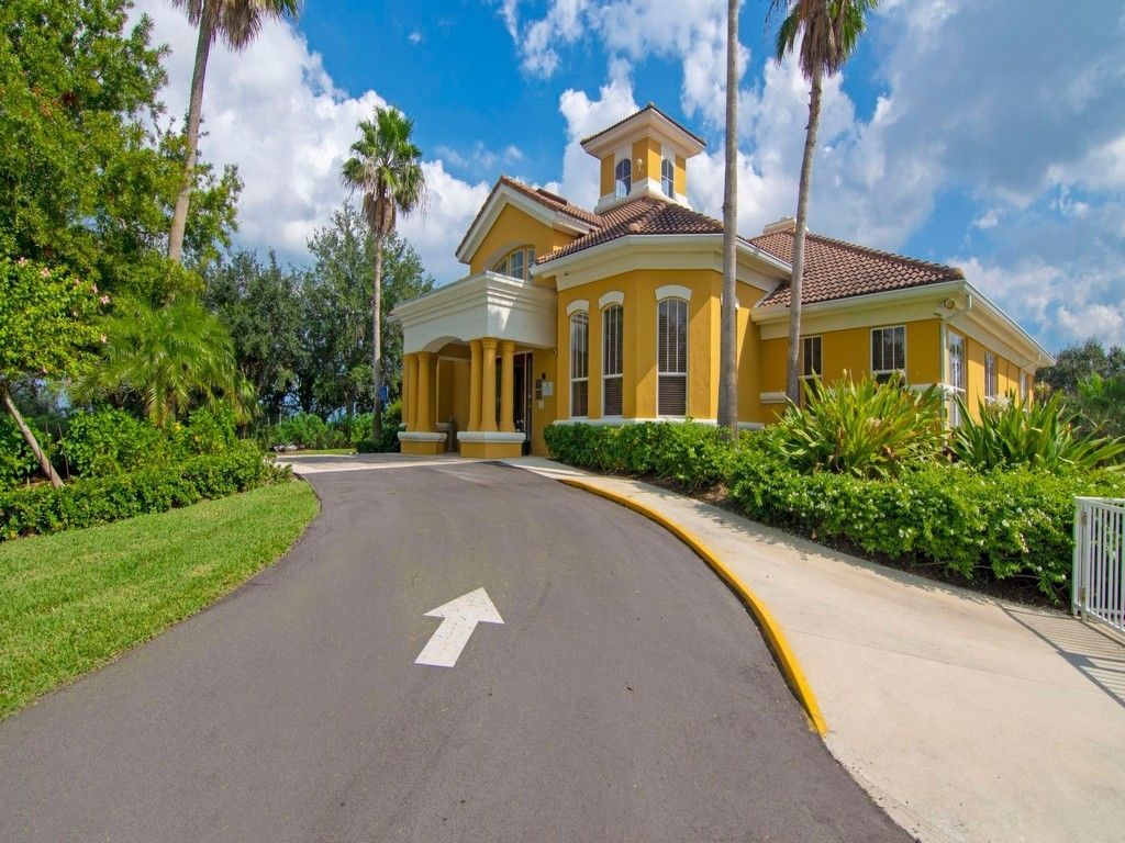 5035 Fairways Circle, Unit C305, Vero Beach, FL 32967 Photo