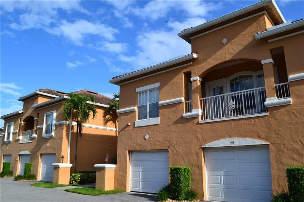 5035 Fairways Circle, Unit C305, Vero Beach, FL 32967 Photo