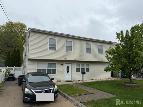 62 LEBER Avenue, Carteret, NJ 07008