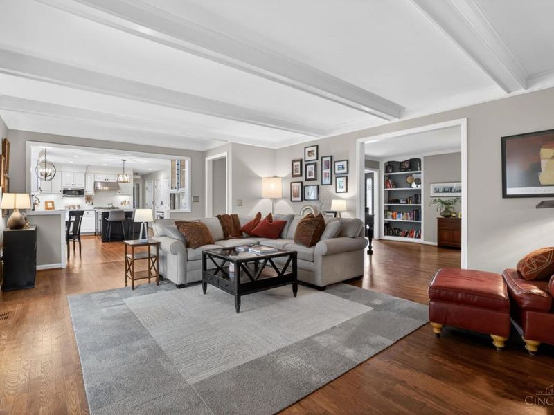 10317 Stablehand Drive, Symmes Township, OH 45242 Photo 6