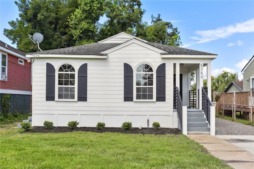 5754 PASTEUR Boulevard , New Orleans, LA 70122