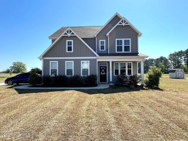 158 Rocking Horse Lane, Raeford, NC 28376