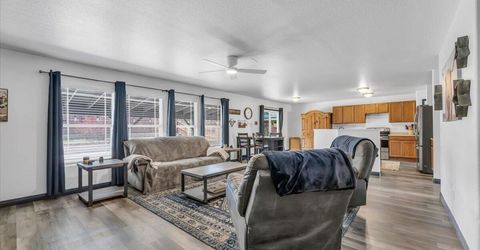 7770 Welsh Drive, Reno, NV 89506 Photo