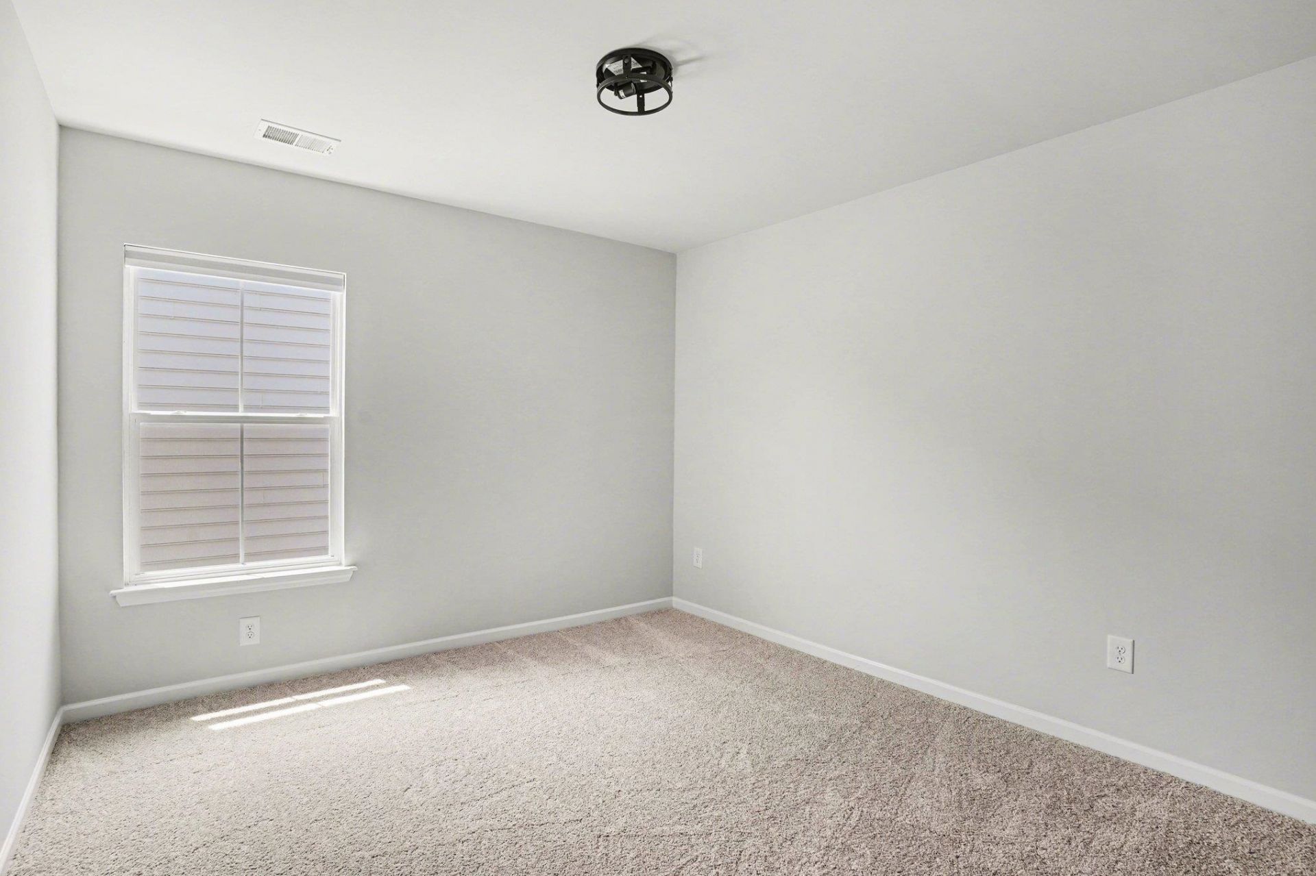 323 Empyrean Circle Photo 24