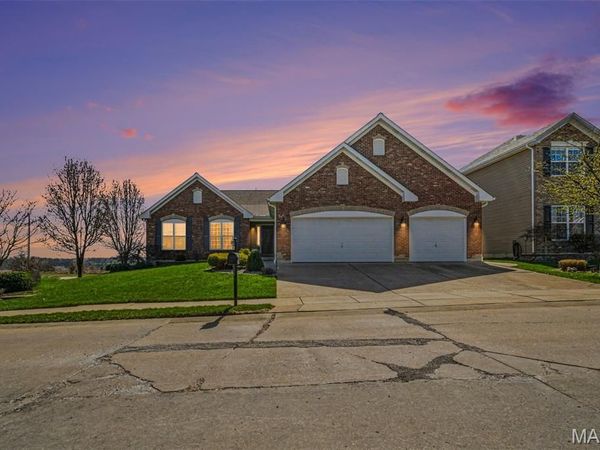 2399 Appaloosa Trail , High Ridge, MO 63049