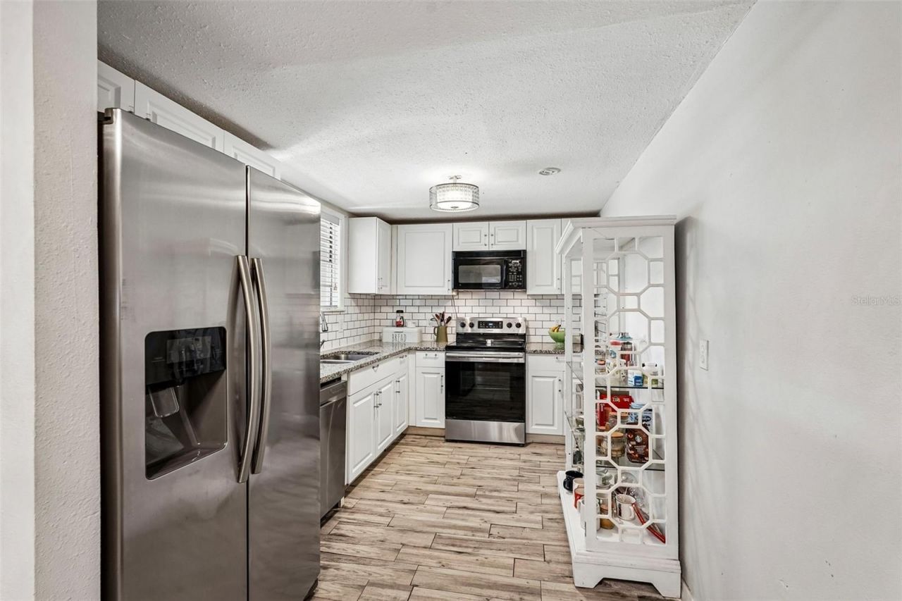 603 60th Avenue W, Bradenton, FL 34207 Photo