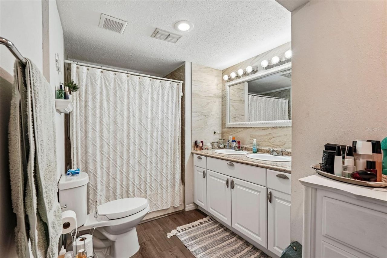 603 60th Avenue W, Bradenton, FL 34207 Photo