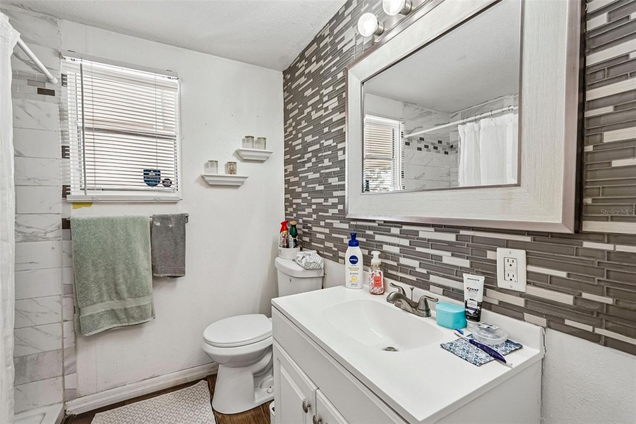 603 60th Avenue W, Bradenton, FL 34207 Photo