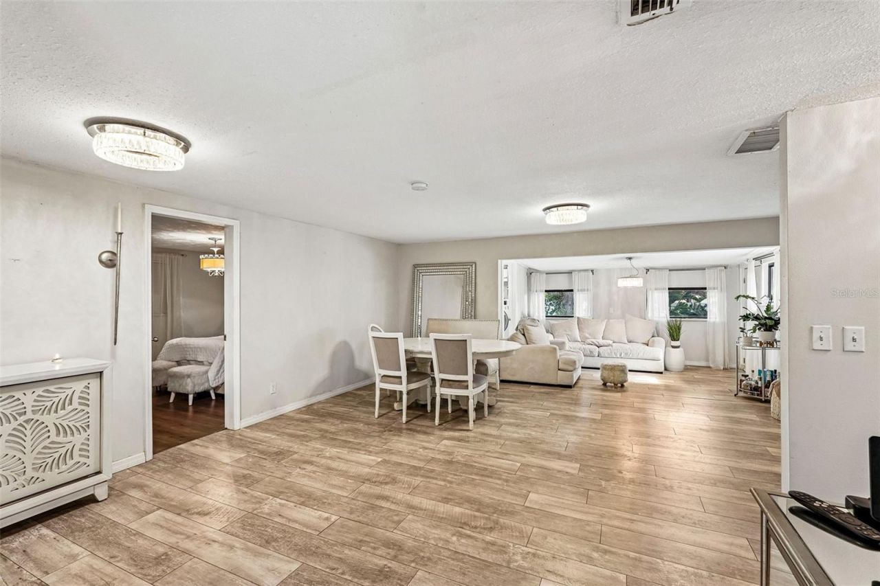 603 60th Avenue W, Bradenton, FL 34207 Photo