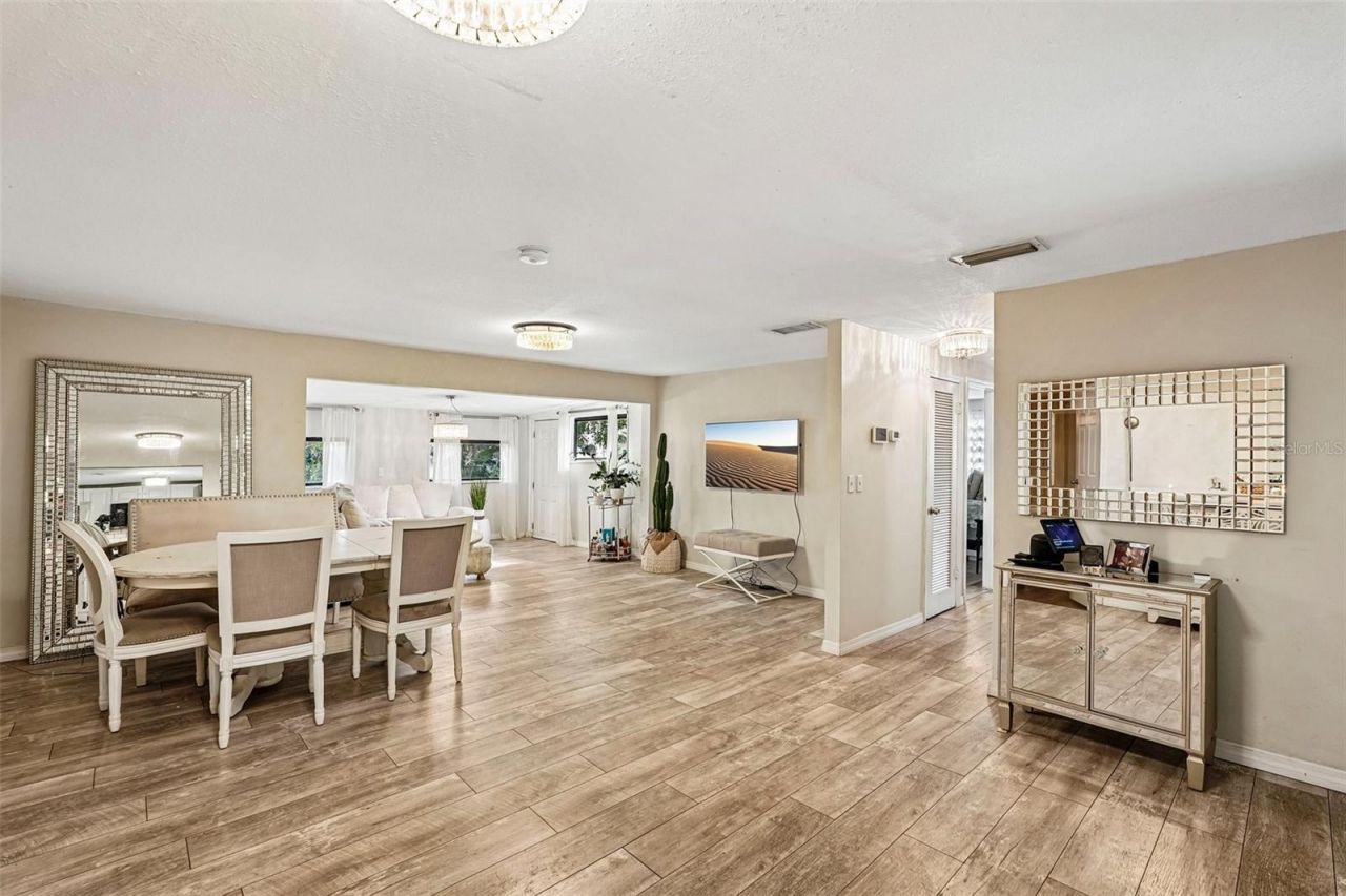 603 60th Avenue W, Bradenton, FL 34207 Photo