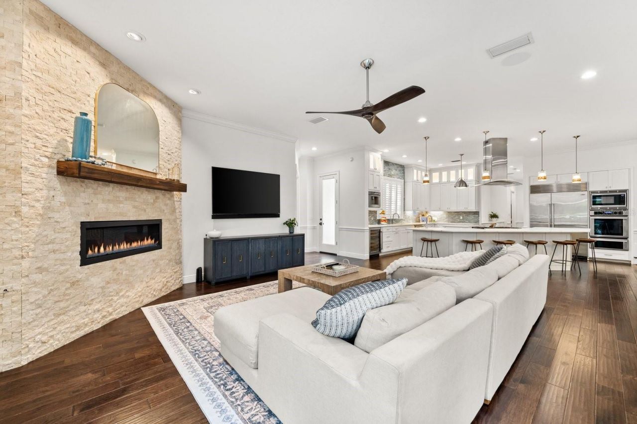 6413 Maclaurin Drive, Tampa, FL 33647 Photo