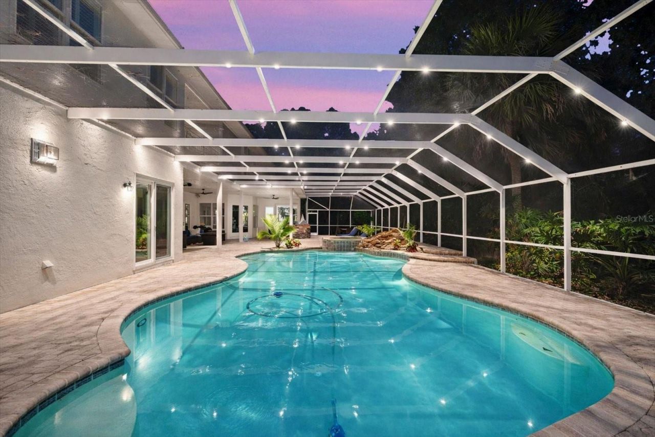 6413 Maclaurin Drive, Tampa, FL 33647 Photo