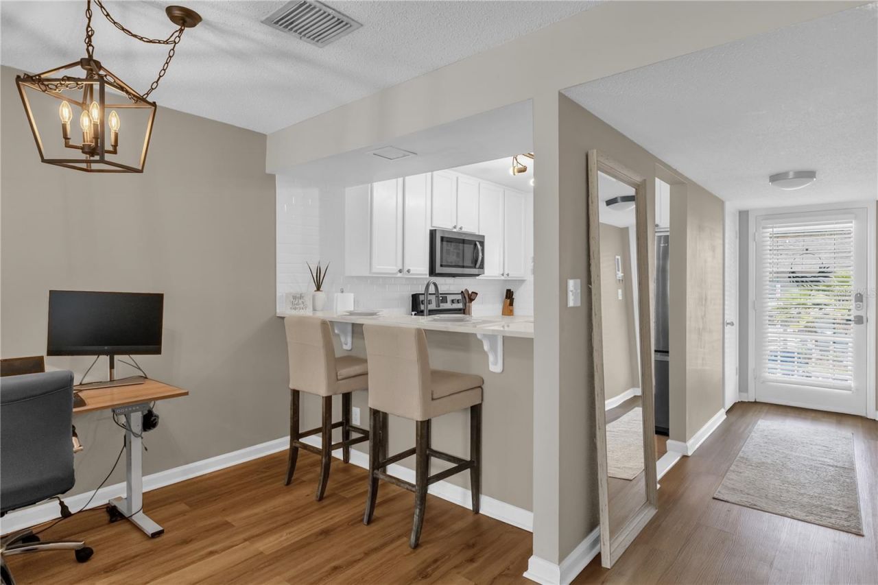 2916 Plaza Terrace Drive, Unit 2916, Orlando, FL 32803 Photo
