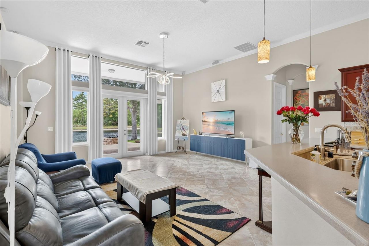 2056 Autumn View Drive, Orlando, FL 32825 Photo
