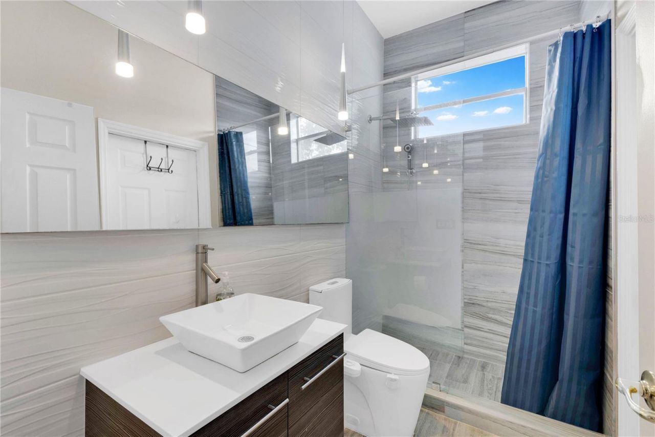 2056 Autumn View Drive, Orlando, FL 32825 Photo