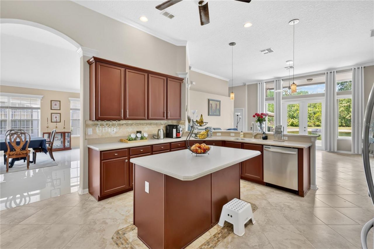 2056 Autumn View Drive, Orlando, FL 32825 Photo