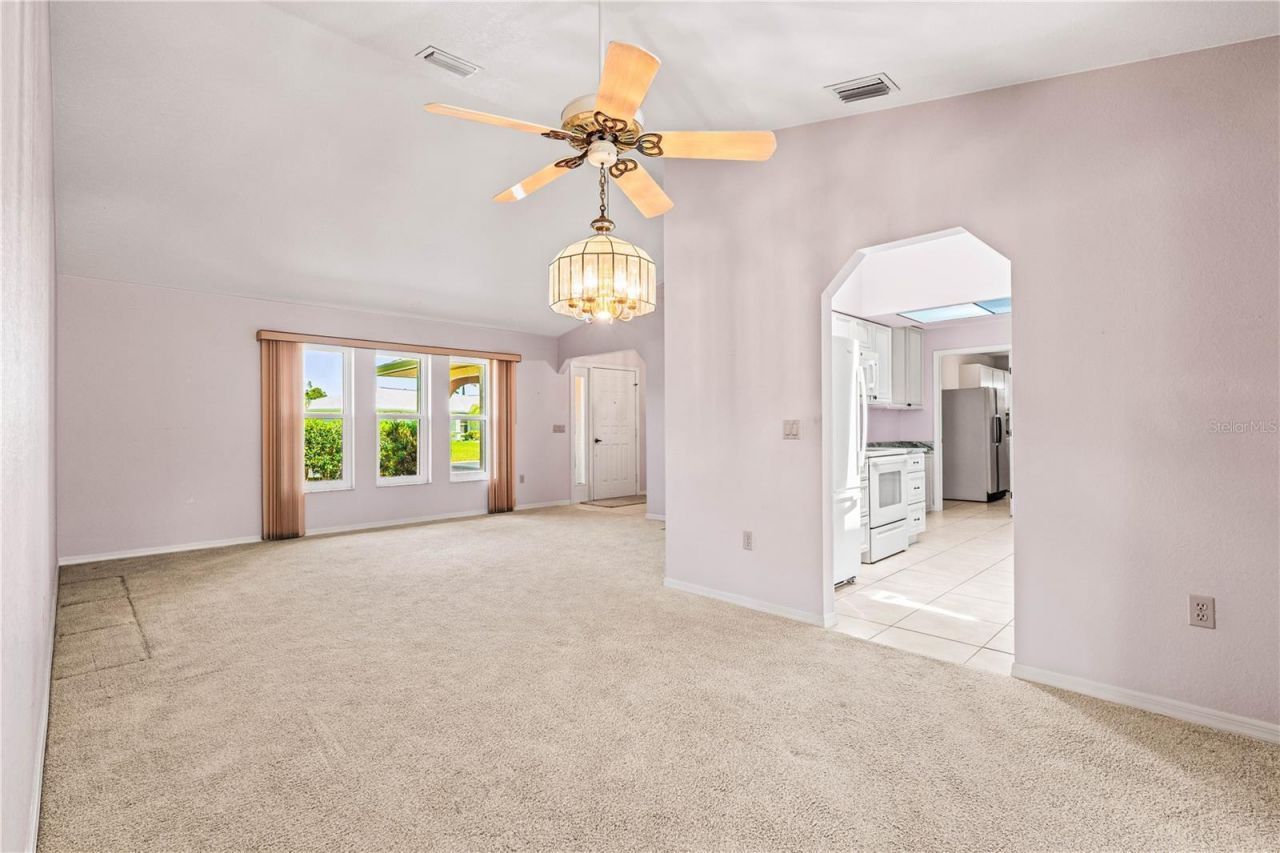 3247 Meadow Run Drive, Venice, FL 34293 Photo