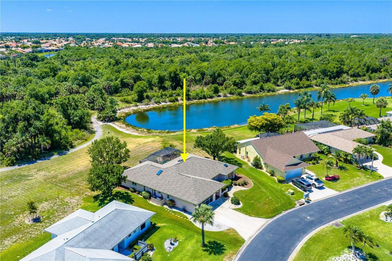 3247 Meadow Run Drive, Venice, FL 34293 Photo