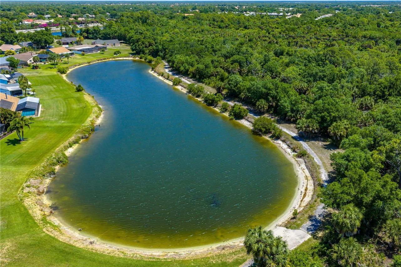 3247 Meadow Run Drive, Venice, FL 34293 Photo